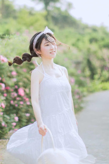 为了销售房子在阳台满足客户